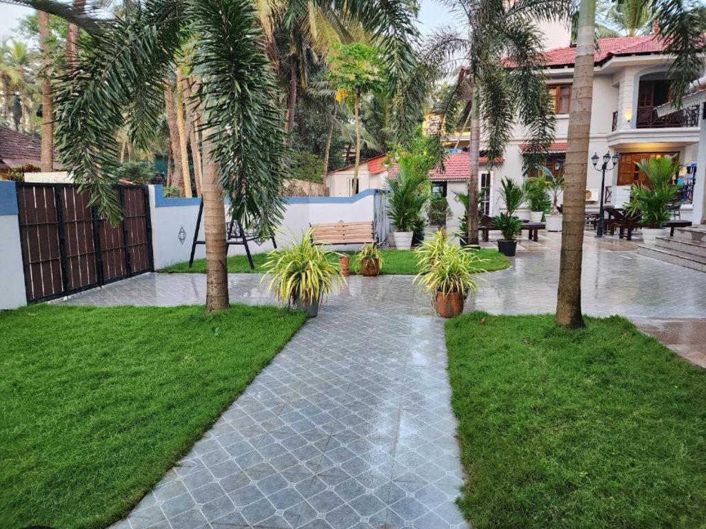 Coastal Suites Apart Hotel ---- 8 Minutes Walk To Beach Benaulim Exterior foto