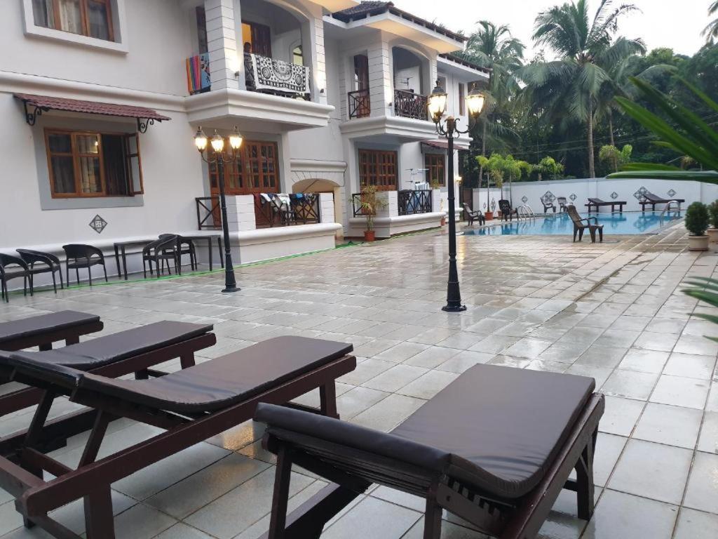 Coastal Suites Apart Hotel ---- 8 Minutes Walk To Beach Benaulim Exterior foto