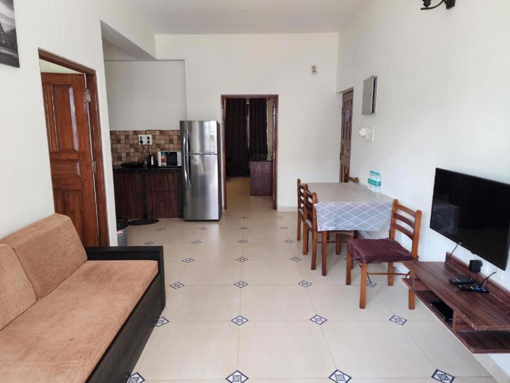 Coastal Suites Apart Hotel ---- 8 Minutes Walk To Beach Benaulim Exterior foto