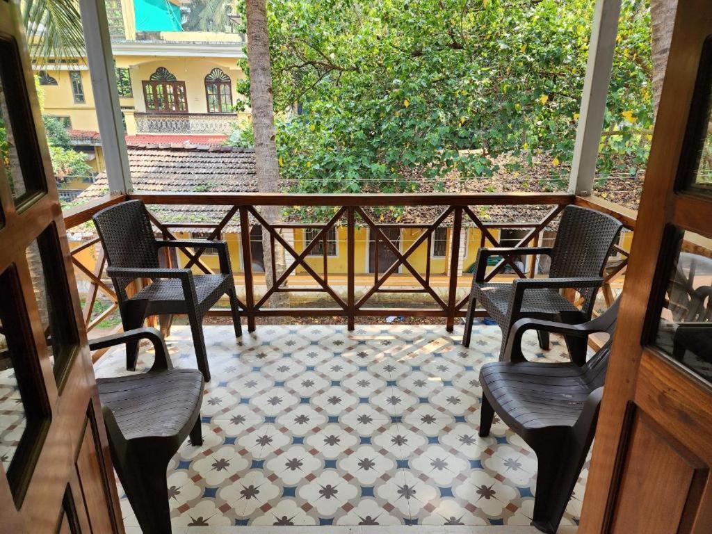 Coastal Suites Apart Hotel ---- 8 Minutes Walk To Beach Benaulim Exterior foto
