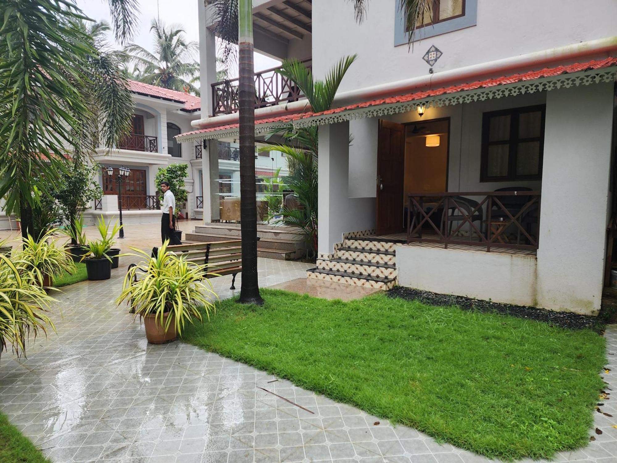 Coastal Suites Apart Hotel ---- 8 Minutes Walk To Beach Benaulim Exterior foto