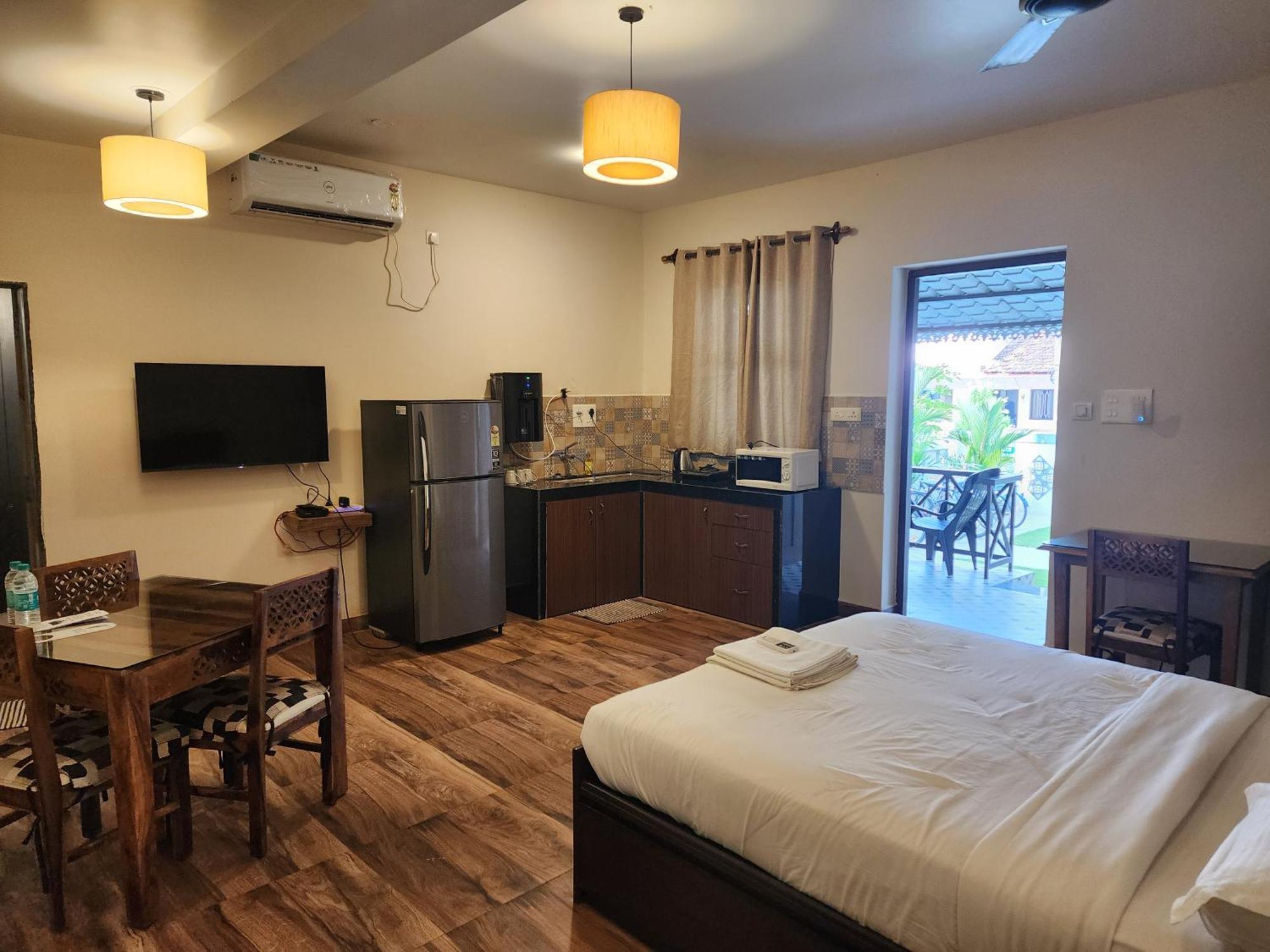 Coastal Suites Apart Hotel ---- 8 Minutes Walk To Beach Benaulim Exterior foto