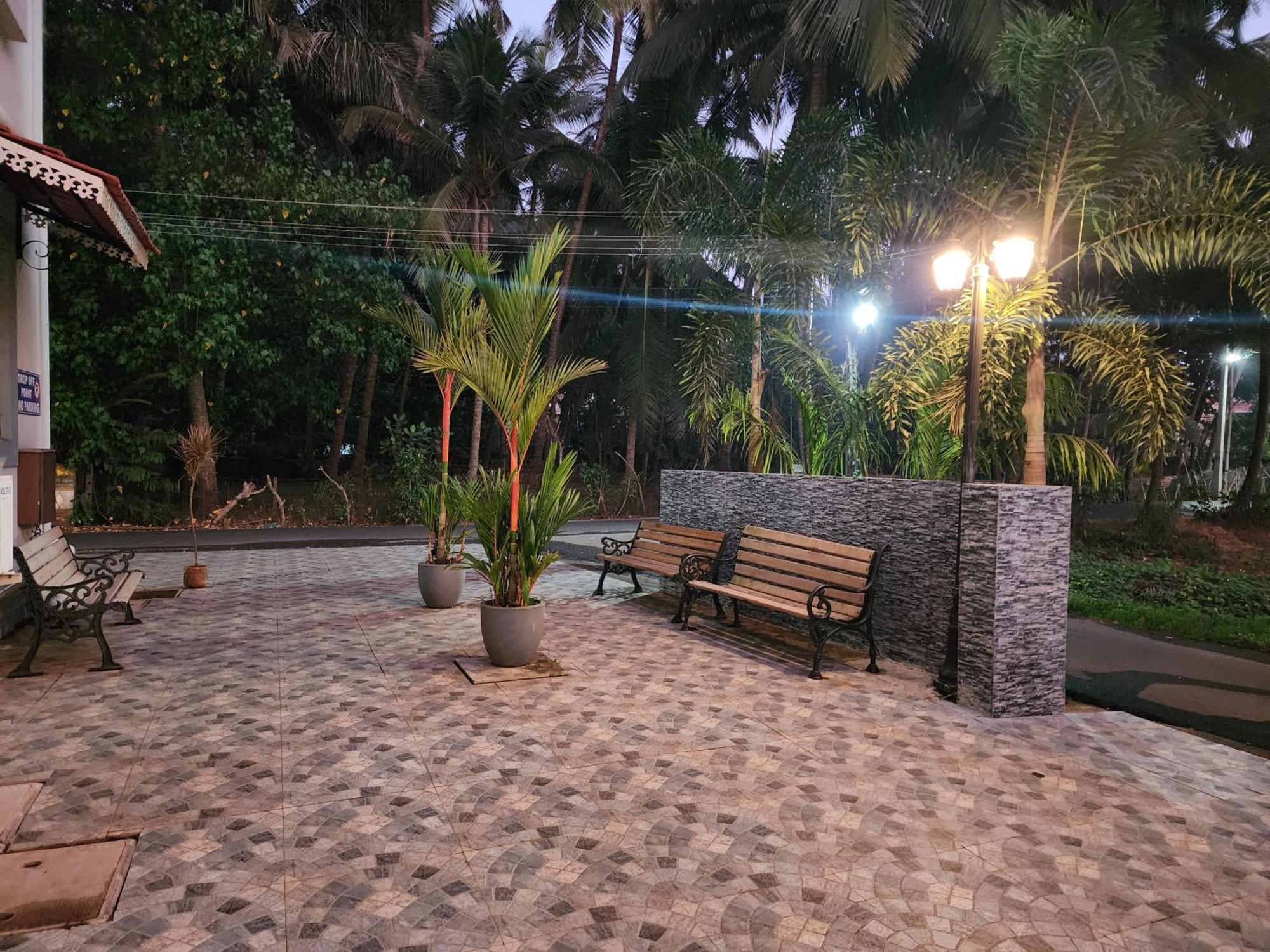 Coastal Suites Apart Hotel ---- 8 Minutes Walk To Beach Benaulim Exterior foto